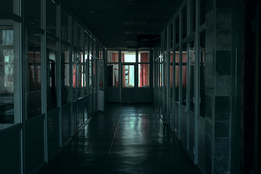 Glazed corridor inside a commercial office building
